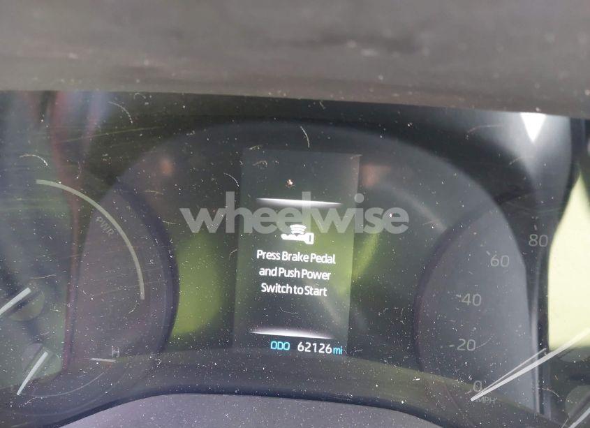 Photo 7 of 2022 Toyota Sienna LE (VIN 5TDKRKEC4NS101172)