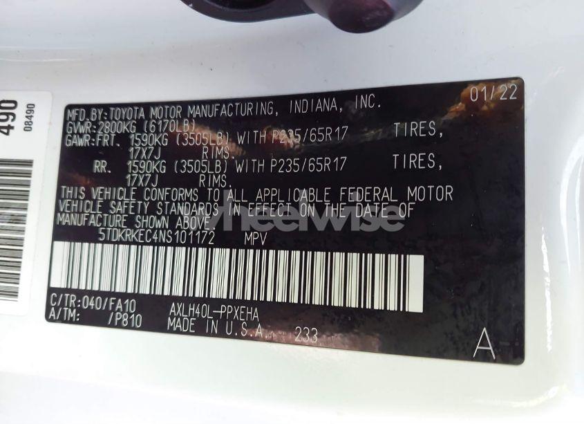 Photo 9 of 2022 Toyota Sienna LE (VIN 5TDKRKEC4NS101172)