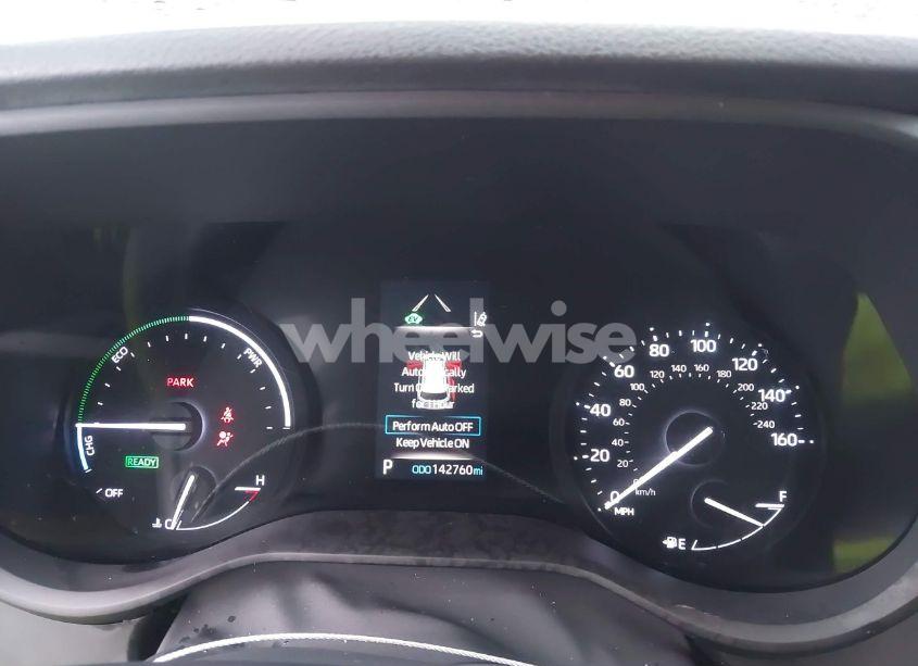 Photo 7 of 2022 Toyota Sienna LE (VIN 5TDKRKEC4NS118263)