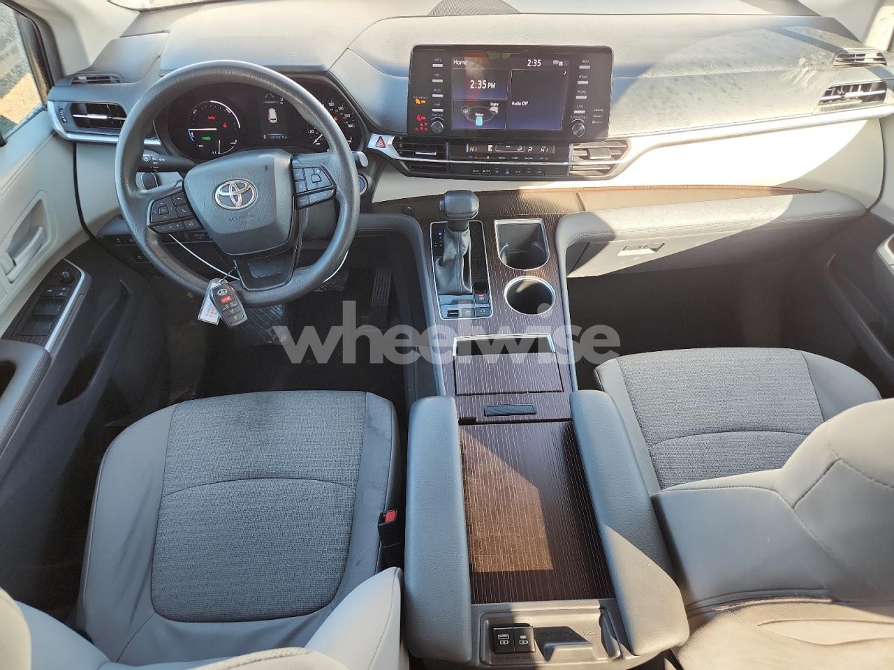 Photo 8 of 2023 TOYOTA SIENNA LE (VIN 5TDKRKEC4PS159267)