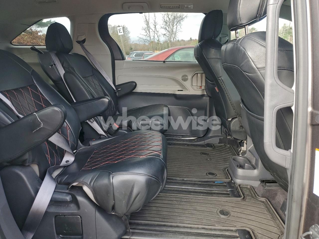 Photo 11 of 2023 TOYOTA SIENNA LE (VIN 5TDKRKEC4PS174979)