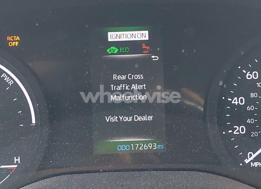 Photo 15 of 2021 Toyota Sienna LE (VIN 5TDKRKEC5MS049307)