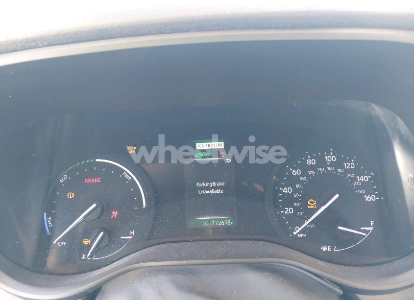 Photo 7 of 2021 Toyota Sienna LE (VIN 5TDKRKEC5MS049307)