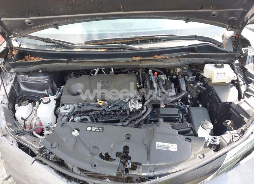 Photo 10 of 2024 Toyota Sienna LE (VIN 5TDKRKEC5RS202419)