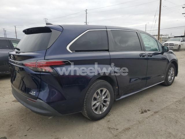 Photo 12 of 2021 TOYOTA SIENNA LE (VIN 5TDKRKEC6MS013416)