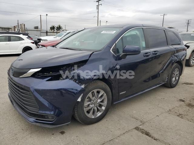 Photo 9 of 2021 TOYOTA SIENNA LE (VIN 5TDKRKEC6MS013416)