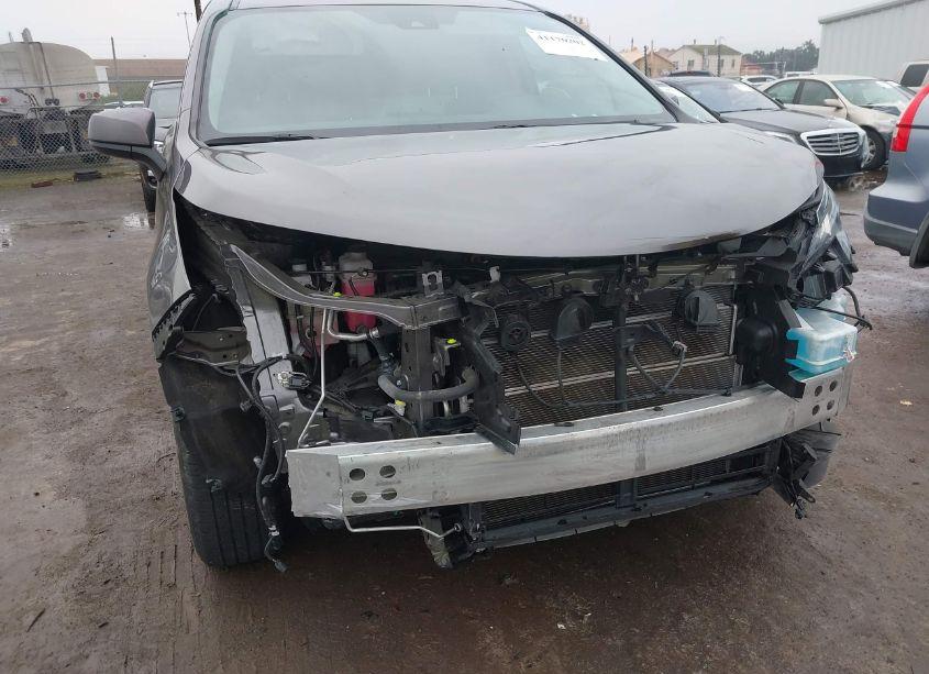 Photo 6 of 2022 Toyota Sienna LE (VIN 5TDKRKEC6NS076937)