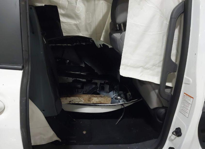 Photo 8 of 2023 Toyota Sienna LE (VIN 5TDKRKEC6PS166558)