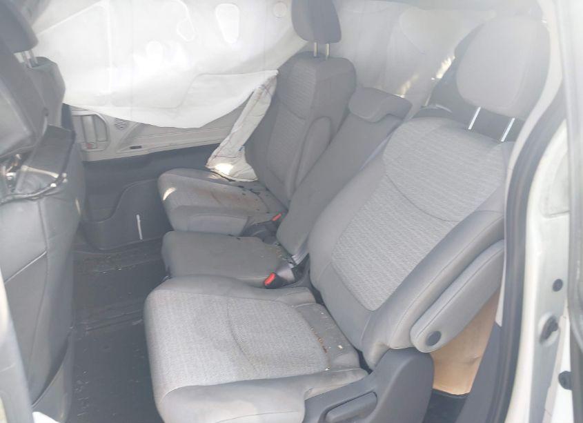 Photo 8 of 2021 Toyota Sienna LE (VIN 5TDKRKEC7MS059451)