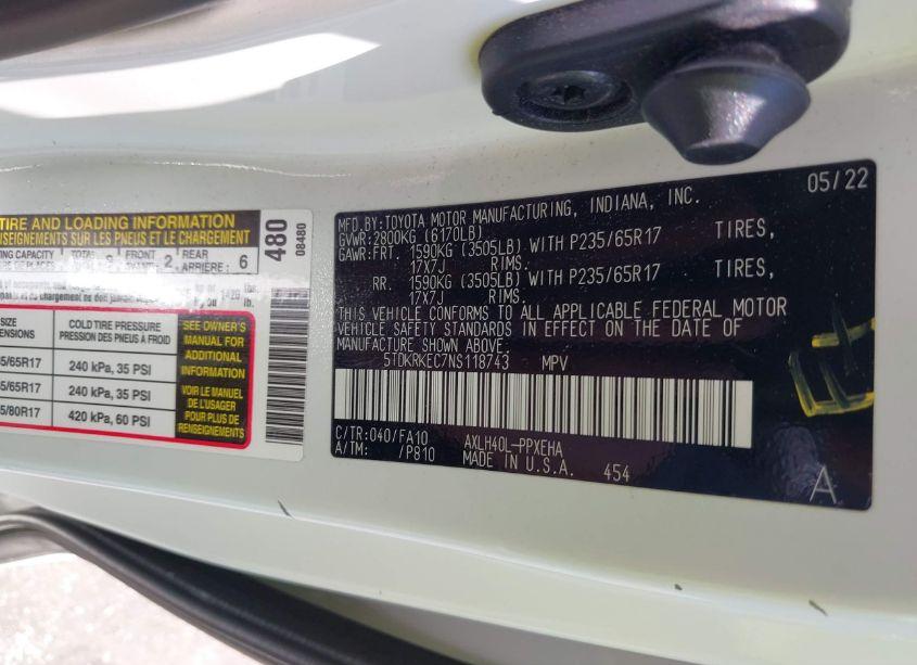 Photo 9 of 2022 Toyota Sienna LE (VIN 5TDKRKEC7NS118743)