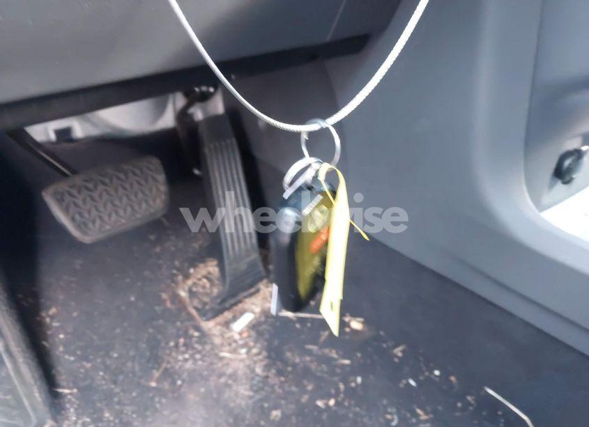 Photo 11 of 2022 Toyota Sienna LE (VIN 5TDKRKEC8NS122803)