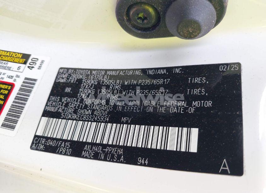 Photo 9 of 2025 Toyota Sienna LE (VIN 5TDKRKEC8SS245934)