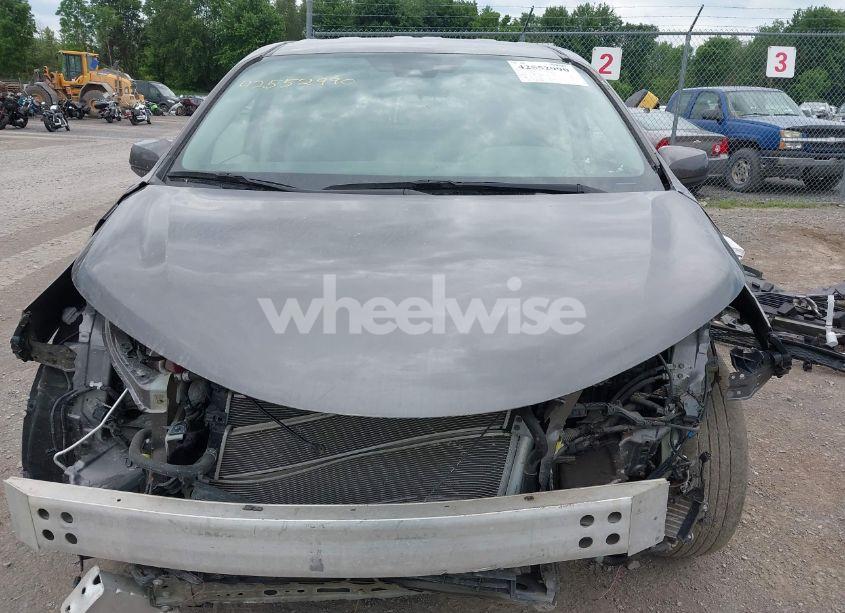 Photo 13 of 2021 Toyota Sienna LE (VIN 5TDKRKEC9MS034194)