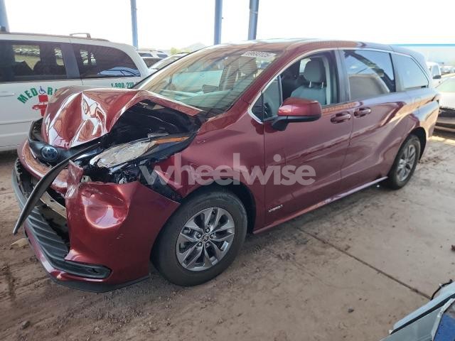 Photo 12 of 2021 TOYOTA SIENNA LE (VIN 5TDKRKEC9MS035359)