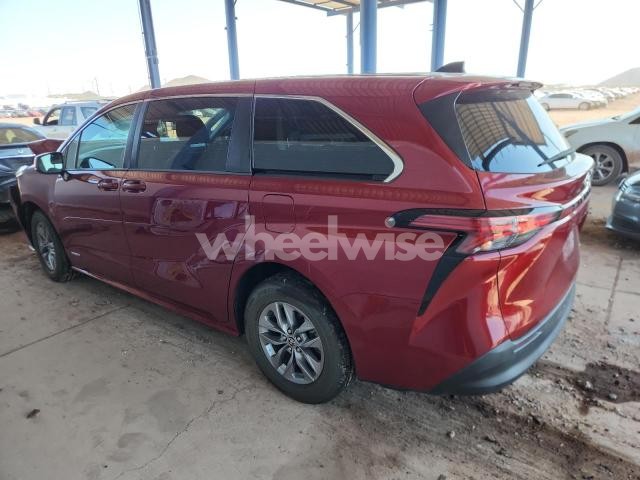 Photo 8 of 2021 TOYOTA SIENNA LE (VIN 5TDKRKEC9MS035359)