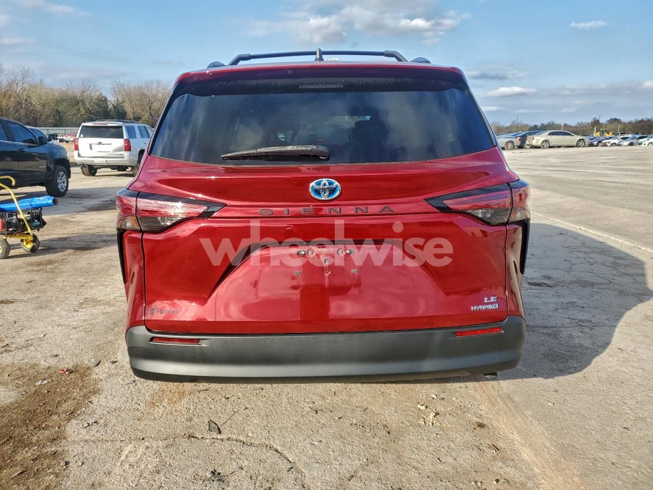 Photo 6 of 2021 TOYOTA SIENNA LE (VIN 5TDKRKEC9MS049424)