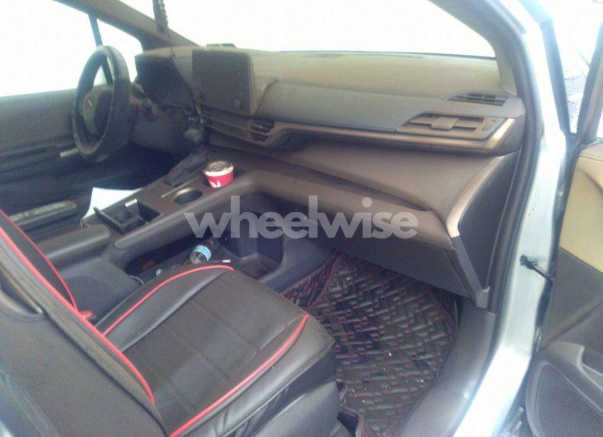 Photo 5 of 2023 Toyota Sienna LE (VIN 5TDKRKEC9PS173262)