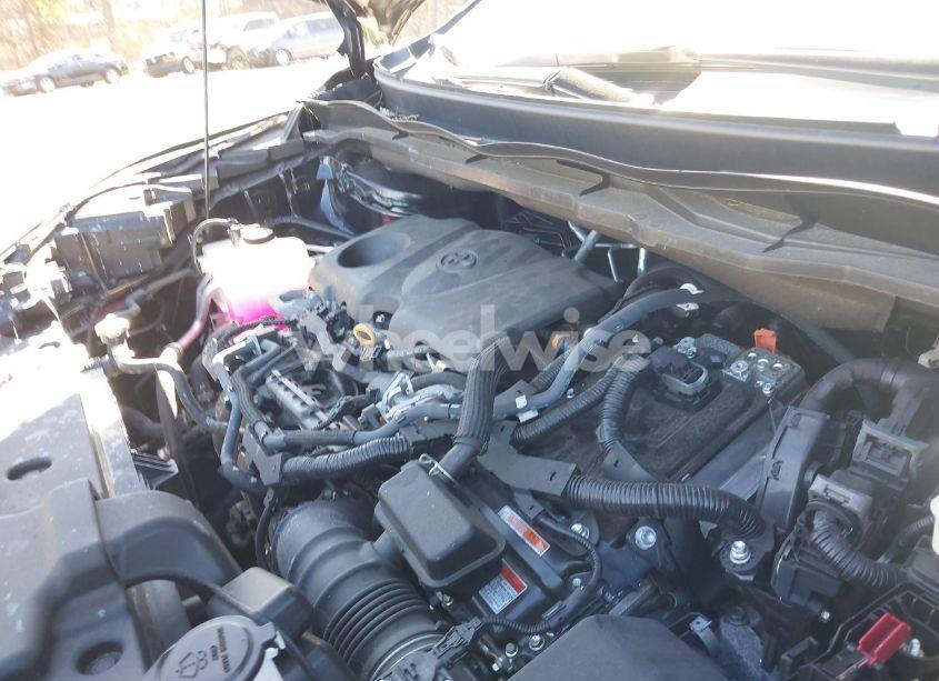 Photo 10 of 2024 Toyota Sienna LE (VIN 5TDKRKEC9RS185060)