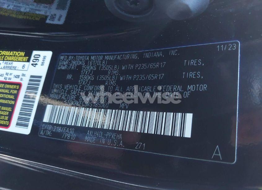 Photo 9 of 2024 Toyota Sienna LE (VIN 5TDKRKEC9RS185060)