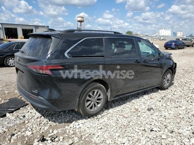 Photo 13 of 2022 TOYOTA SIENNA LE (VIN 5TDKRKECXNS090064)