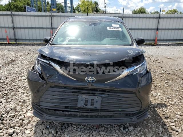 Photo 9 of 2022 TOYOTA SIENNA LE (VIN 5TDKRKECXNS090064)