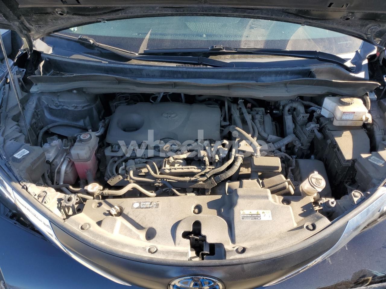 Photo 12 of 2023 TOYOTA SIENNA LE (VIN 5TDKRKECXPS155174)