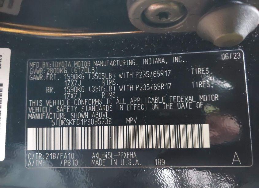 Photo 9 of 2023 Toyota Sienna LE (VIN 5TDKSKFC1PS095238)