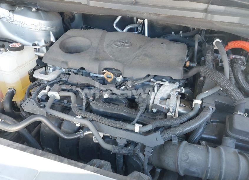 Photo 10 of 2021 Toyota Sienna LE (VIN 5TDKSKFC3MS003123)