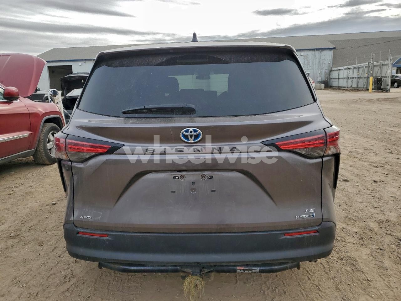 Photo 6 of 2021 TOYOTA SIENNA LE (VIN 5TDKSKFC4MS028533)