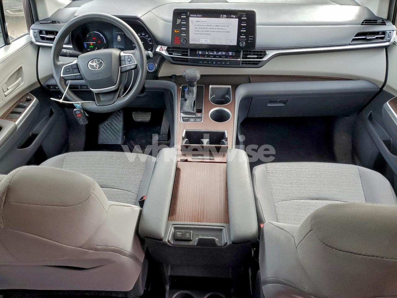 Photo 8 of 2021 TOYOTA SIENNA LE (VIN 5TDKSKFC4MS028533)