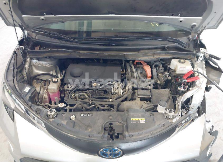 Photo 10 of 2021 Toyota Sienna LE (VIN 5TDKSKFC8MS035873)
