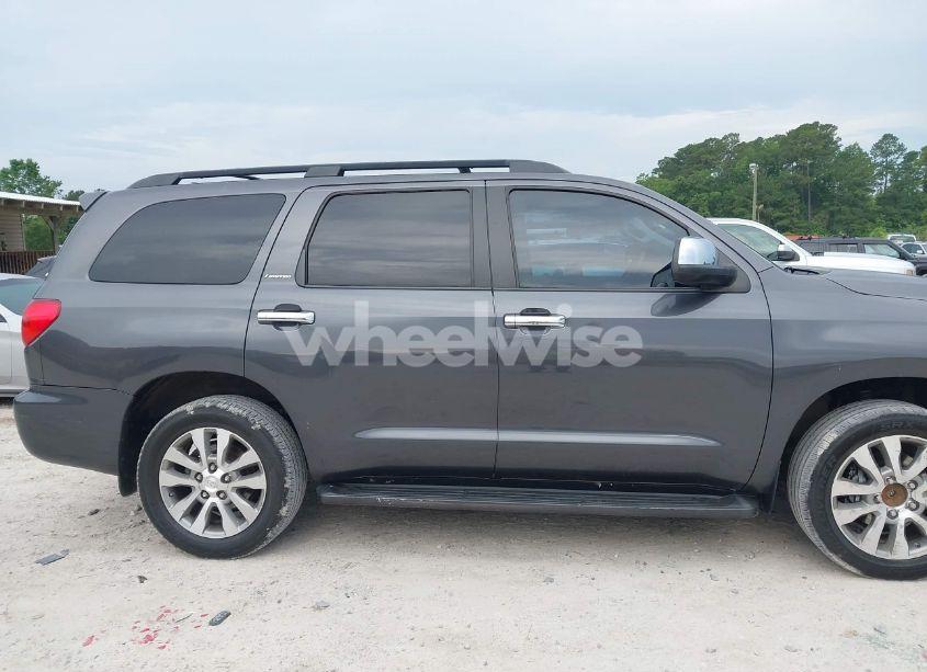 Photo 13 of 2015 Toyota Sequoia LIMITED 5.7L V8 (VIN 5TDKY5G10FS056782)