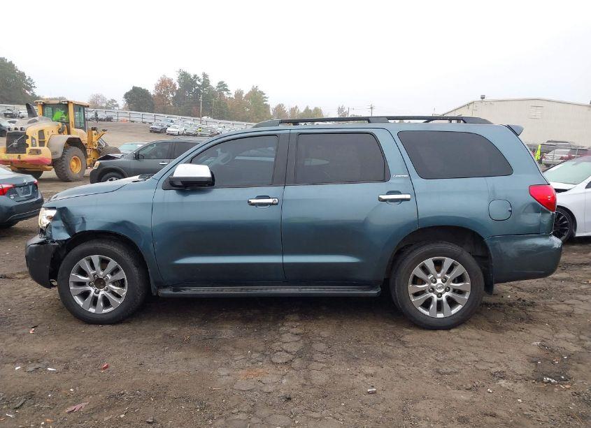 Photo 14 of 2010 Toyota Sequoia LIMITED 5.7L V8 (VIN 5TDKY5G12AS025820)