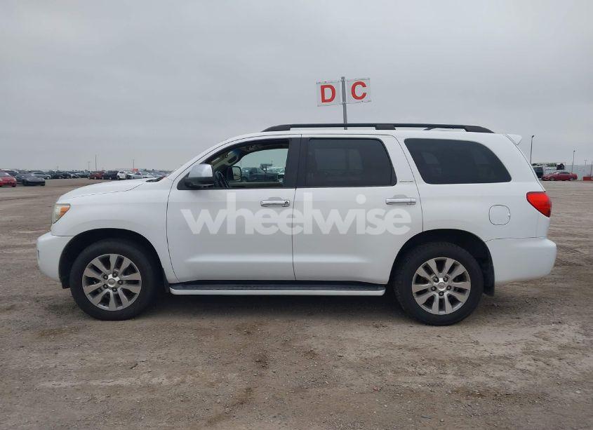 Photo 14 of 2011 Toyota Sequoia LIMITED 5.7L V8 (VIN 5TDKY5G13BS034897)
