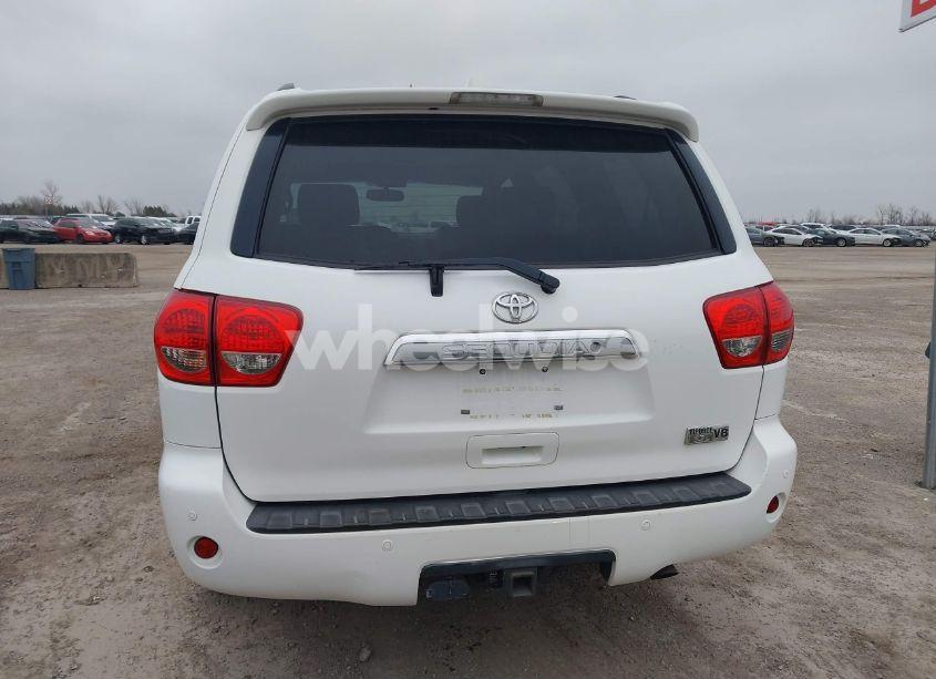 Photo 16 of 2011 Toyota Sequoia LIMITED 5.7L V8 (VIN 5TDKY5G13BS034897)