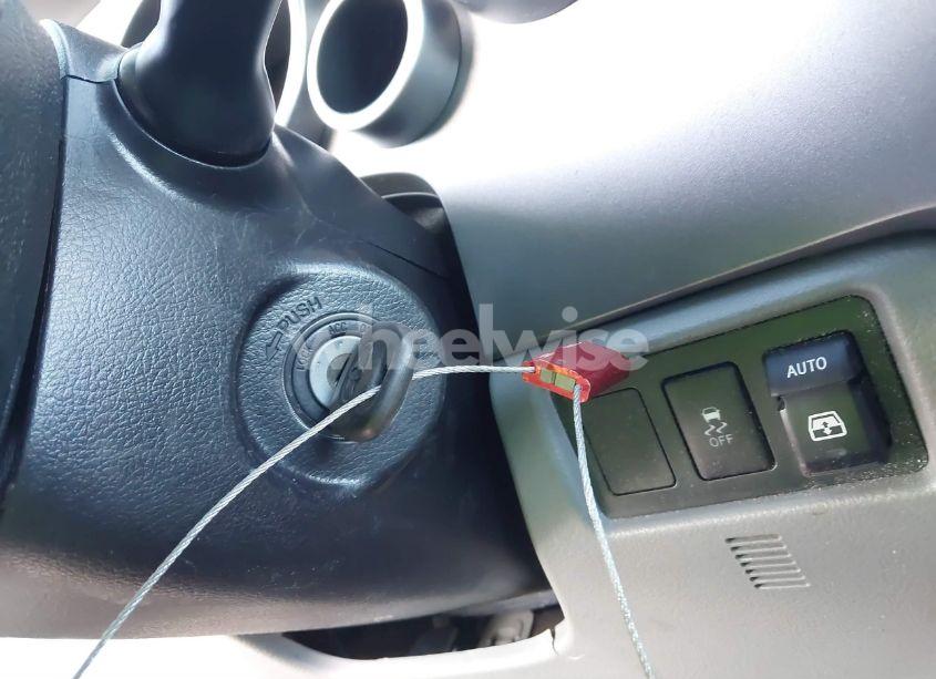 Photo 11 of 2015 Toyota Sequoia LIMITED (VIN 5TDKY5G14FS056297)