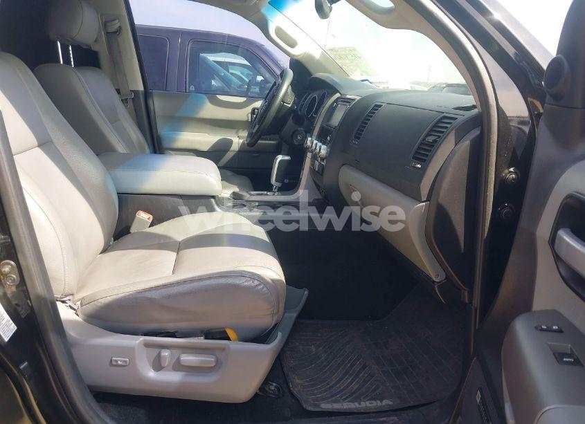 Photo 5 of 2015 Toyota Sequoia LIMITED 5.7L V8 (VIN 5TDKY5G17FS060182)