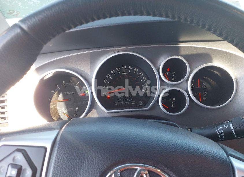 Photo 7 of 2015 Toyota Sequoia LIMITED 5.7L V8 (VIN 5TDKY5G17FS060182)