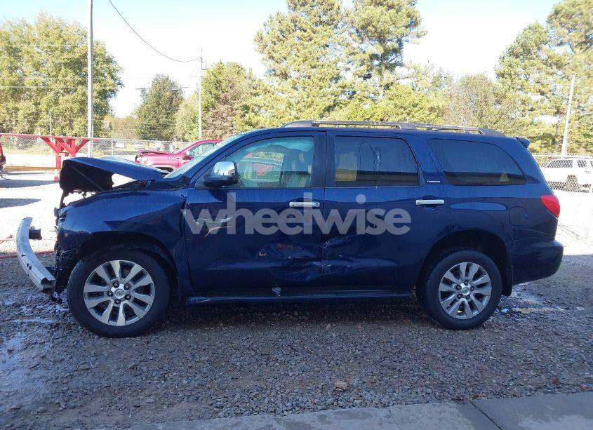 Photo 15 of 2010 Toyota Sequoia LIMITED 5.7L V8 (VIN 5TDKY5G18AS029449)