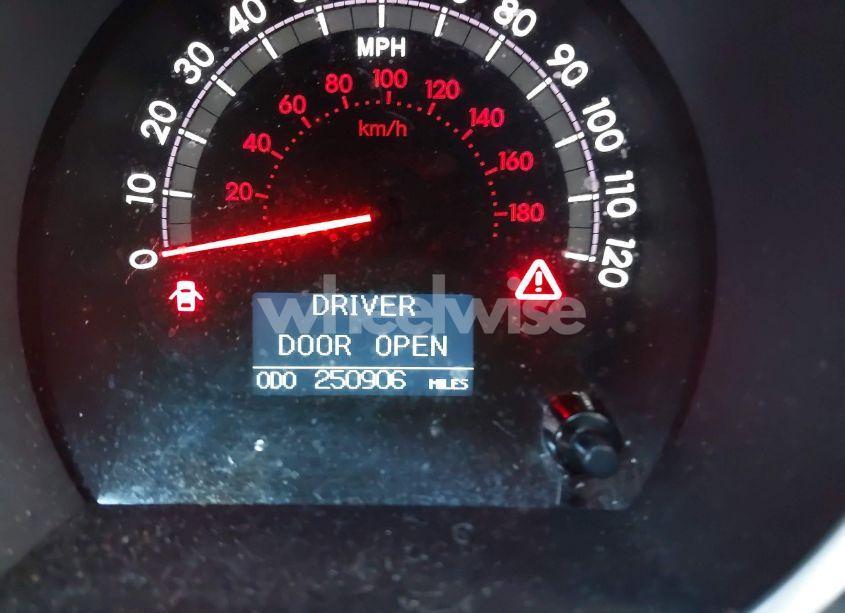 Photo 7 of 2010 Toyota Sequoia LIMITED 5.7L V8 (VIN 5TDKY5G18AS029449)