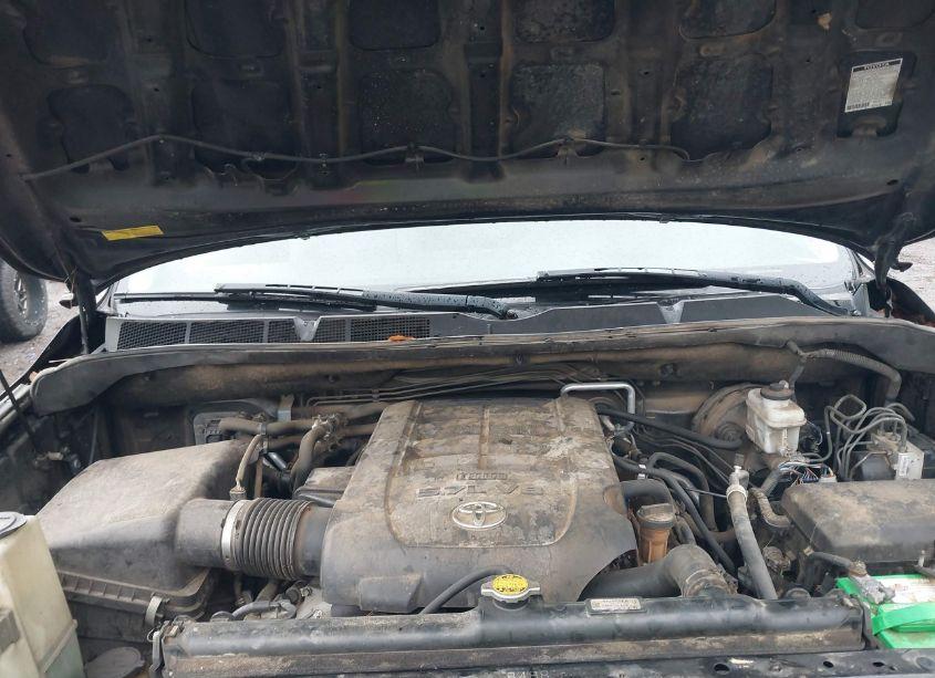 Photo 10 of 2011 Toyota Sequoia LIMITED 5.7L V8 (VIN 5TDKY5G19BS037447)