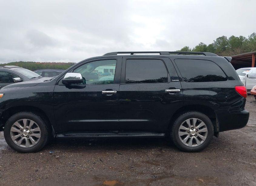 Photo 14 of 2011 Toyota Sequoia LIMITED 5.7L V8 (VIN 5TDKY5G19BS037447)