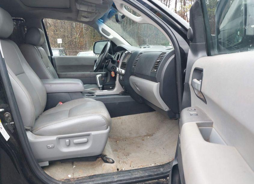 Photo 5 of 2011 Toyota Sequoia LIMITED 5.7L V8 (VIN 5TDKY5G19BS037447)