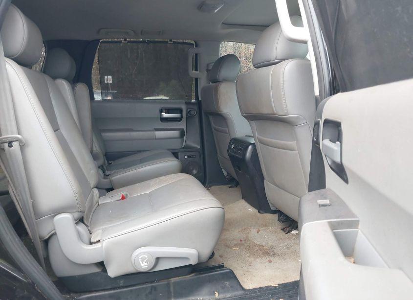 Photo 8 of 2011 Toyota Sequoia LIMITED 5.7L V8 (VIN 5TDKY5G19BS037447)