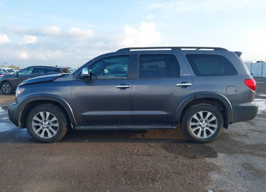 Photo 14 of 2014 Toyota Sequoia LIMITED 5.7L V8 (VIN 5TDKY5G19ES053149)