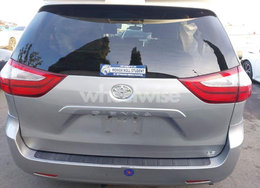 Photo 17 of 2017 Toyota Sienna LE 8 PASSENGER (VIN 5TDKZ3DC0HS786623)