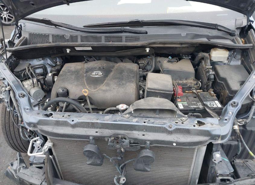 Photo 10 of 2017 Toyota Sienna LE 8 PASSENGER (VIN 5TDKZ3DC0HS811858)