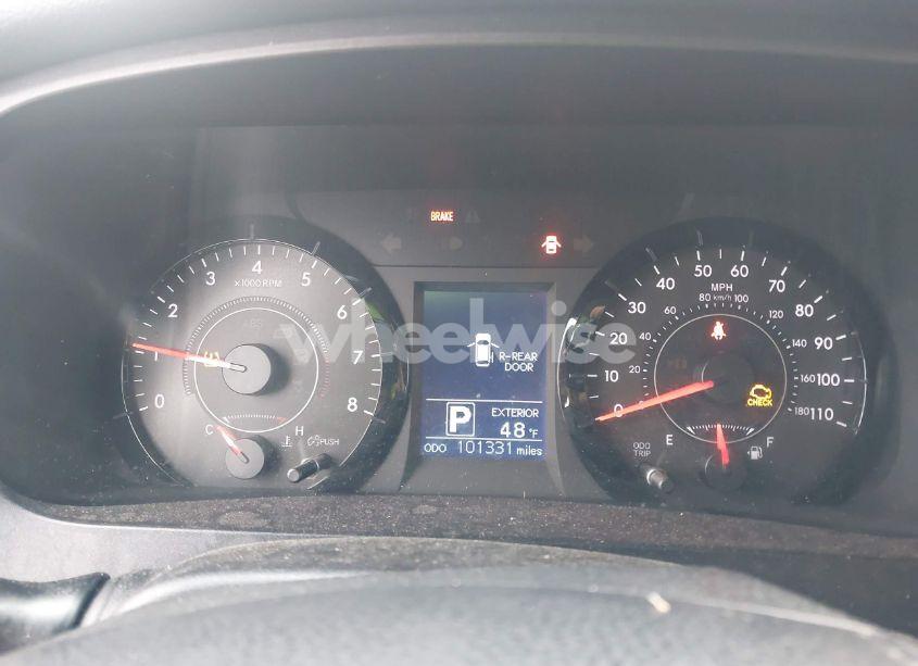 Photo 7 of 2017 Toyota Sienna LE 8 PASSENGER (VIN 5TDKZ3DC0HS856654)