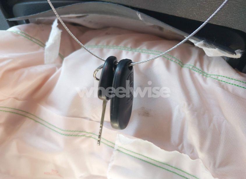 Photo 11 of 2020 Toyota Sienna LE (VIN 5TDKZ3DC0LS070040)