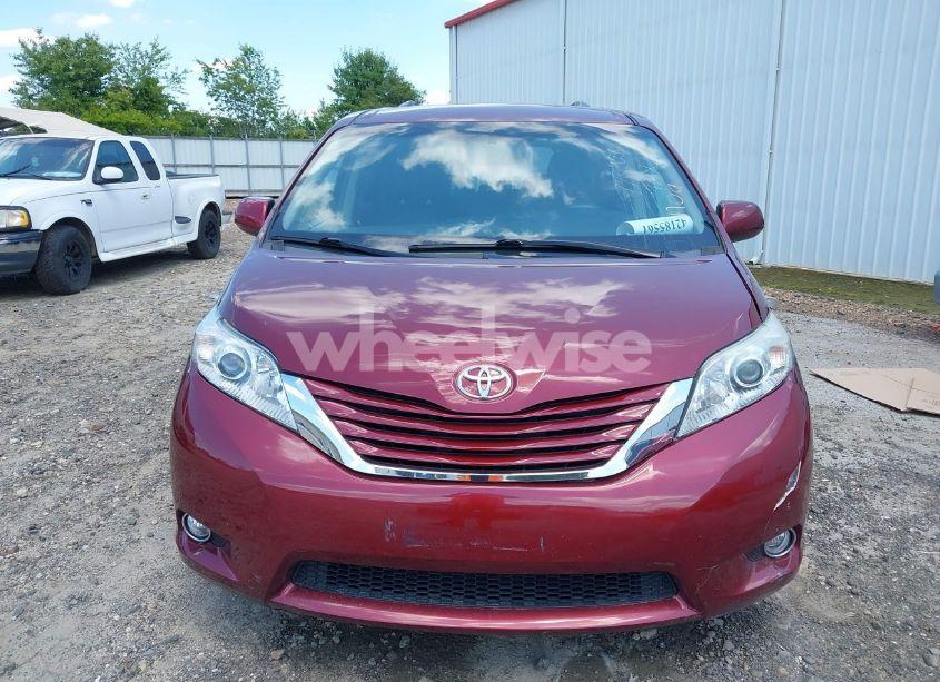 Photo 12 of 2017 Toyota Sienna LE 8 PASSENGER (VIN 5TDKZ3DC1HS770320)